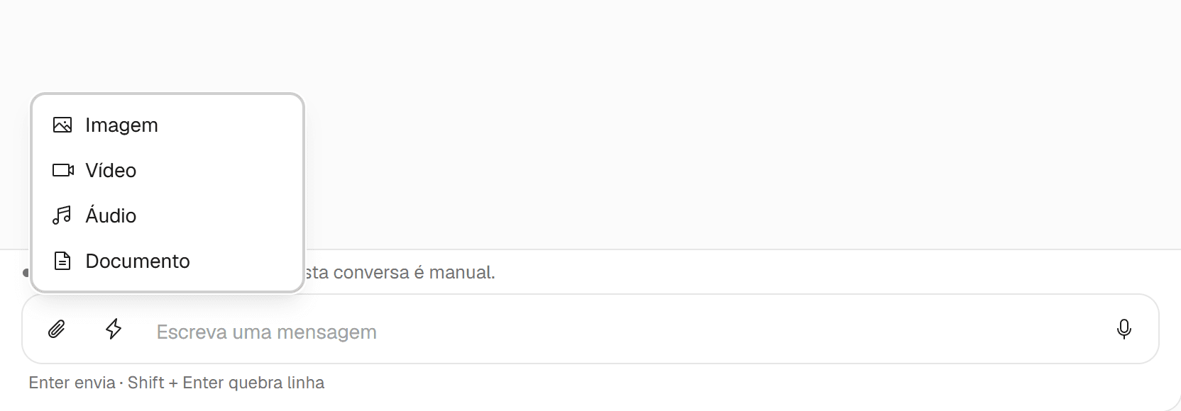 Menu Anexar arquivo aberto com as opções Imagem, Vídeo, Áudio e Documento.